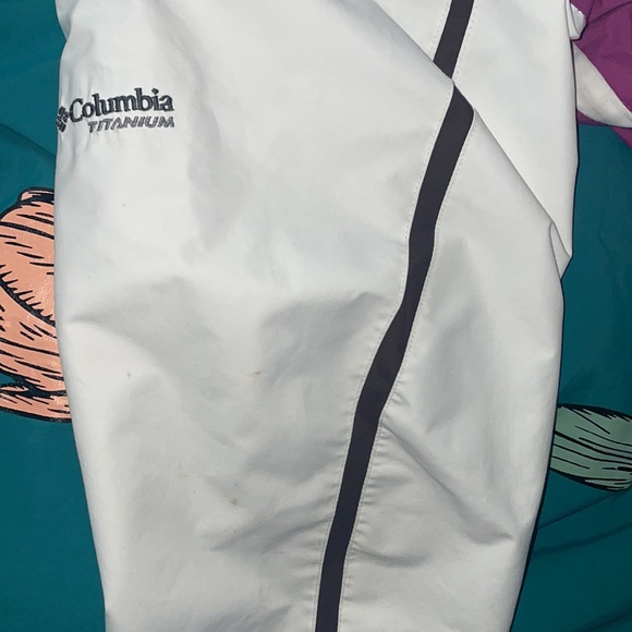 Pink and White Columbia Jacket - Picture 11 of 12